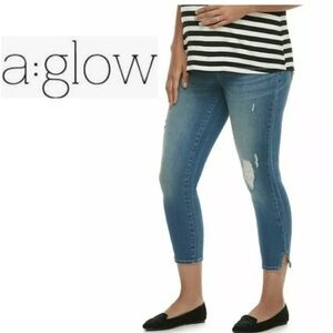 Maternity a:glow Distressed Crop Jeggings